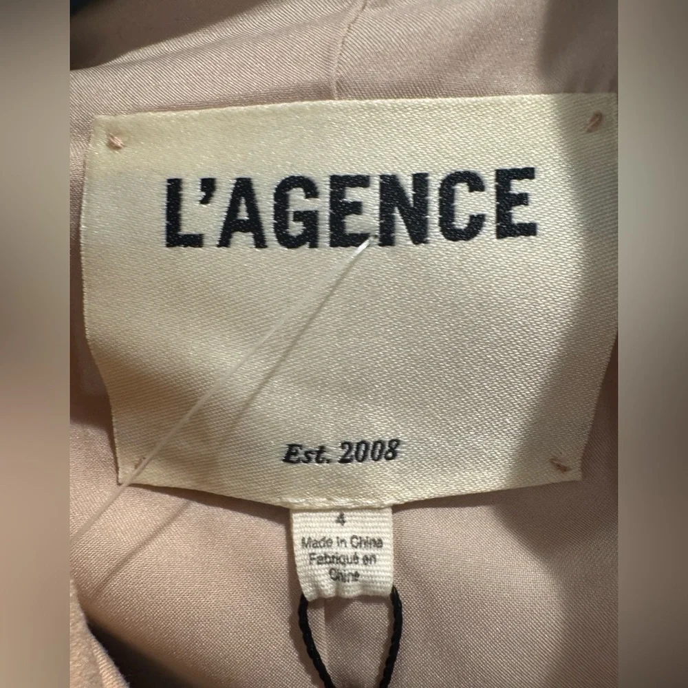 NWT L’Agence Chamberlain blazer in toasted almond - Picture 7 of 10